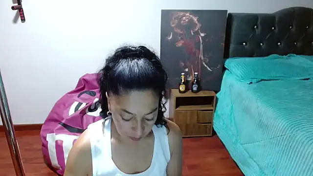 Anitta muscle online show from November 2025 10:42:01 PM