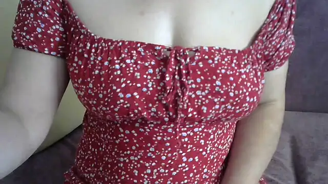 Snapshot of Sugar-girll chatting on September 2025 04:28:01 AM Sugar-girll online show from September 2025 04:28:01 AM