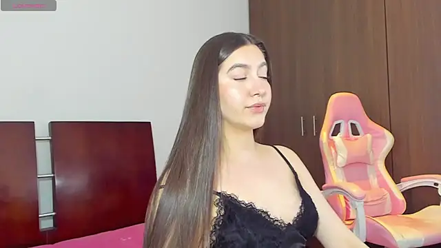 Snapshot of alice-love1 chatting on September 2025 11:33:02 PM alice-love1 online show from September 2025 11:33:02 PM