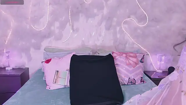 emmajohnss online show from March 2026 03:56:02 AM