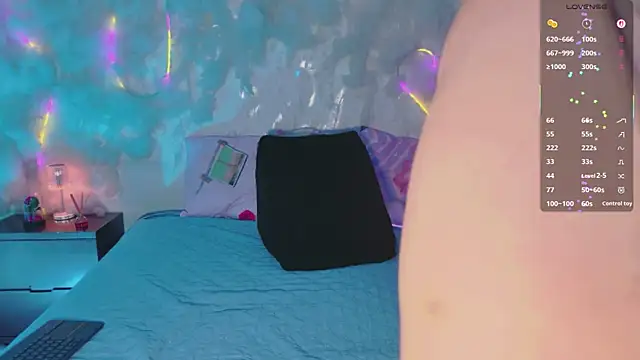 emmajohnss online show from March 2026 04:46:02 AM