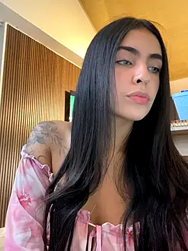 DaphneUwu online show from December 2025 02:10:02 AM