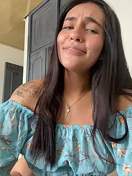 DaphneUwu online show from February 2025 04:35:02 PM