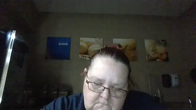 Snapshot of Hornybbw1978 chatting on December 2024 07:37:01 AM Hornybbw1978 online show from December 2024 07:37:01 AM