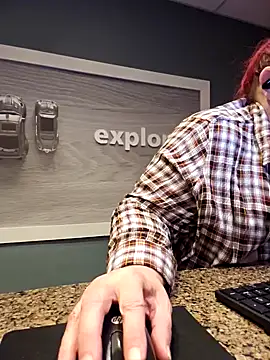 Hornybbw1978 online show from April 2026 06:49:02 AM