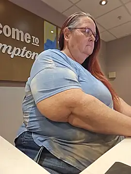 Hornybbw1978 online show from August 2026 06:19:02 AM