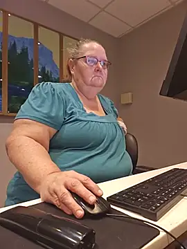Hornybbw1978 online show from July 2026 05:17:02 AM