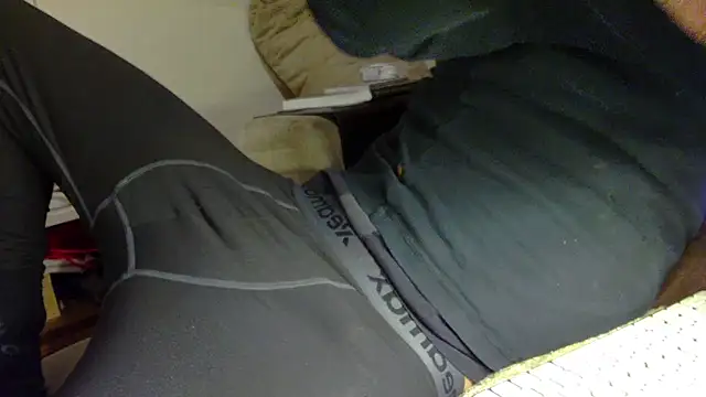 Snapshot of mike30nbg chatting on November 2025 09:52:01 PM mike30nbg online show from November 2025 09:52:01 PM