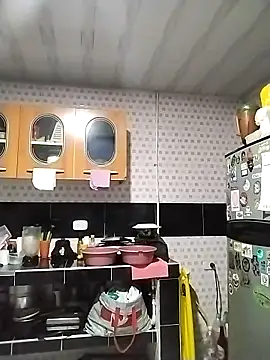 Snapshot of Weedsex_couple chatting on March 2025 01:22:01 AM Weedsex couple online show from March 2025 01:22:01 AM