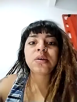 Snapshot of Weedsex_couple chatting on February 2025 12:40:01 PM Weedsex couple online show from February 2025 12:40:01 PM