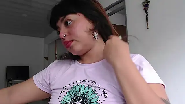 Snapshot of Weedsex_couple chatting on February 2025 09:52:02 PM Weedsex couple online show from February 2025 09:52:02 PM