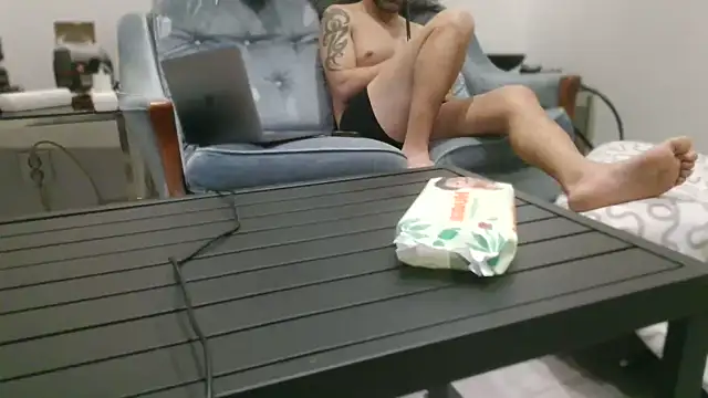 samlove1985 online show from November 2025 11:19:02 PM