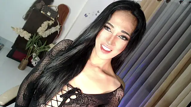 Ts-Glamourosa online show from March 2025 11:12:02 AM