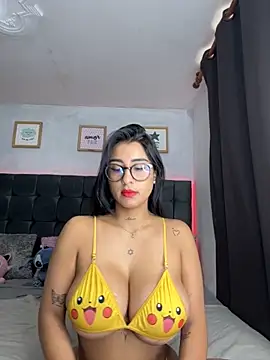 lovely violet13 online show from April 2026 03:51:02 PM