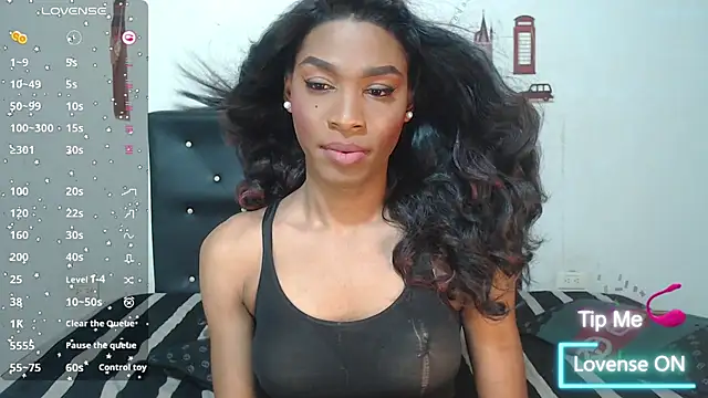 Snapshot of NAHOMMY_SEXY chatting on February 2025 08:18:02 AM NAHOMMY SEXY online show from February 2025 08:18:02 AM