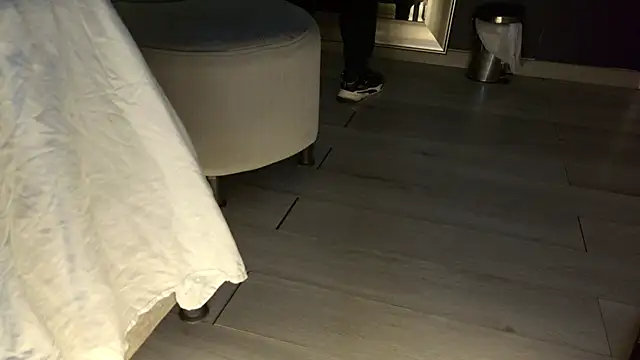 Snapshot of MarkWalker__ chatting on November 2025 10:48:02 AM MarkWalker online show from November 2025 10:48:02 AM