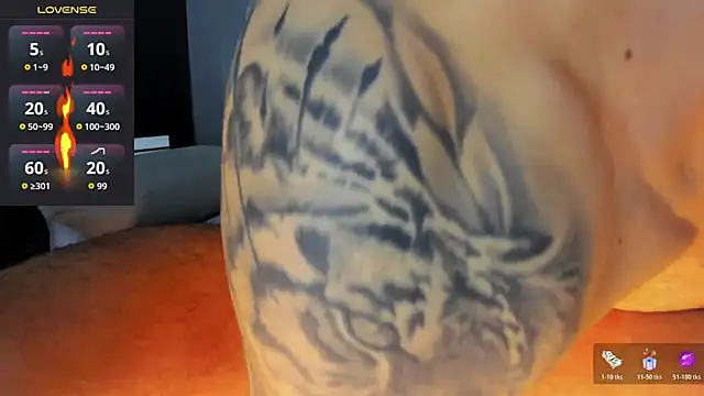 Snapshot of MarkWalker__ chatting on December 2025 10:14:01 AM MarkWalker online show from December 2025 10:14:01 AM