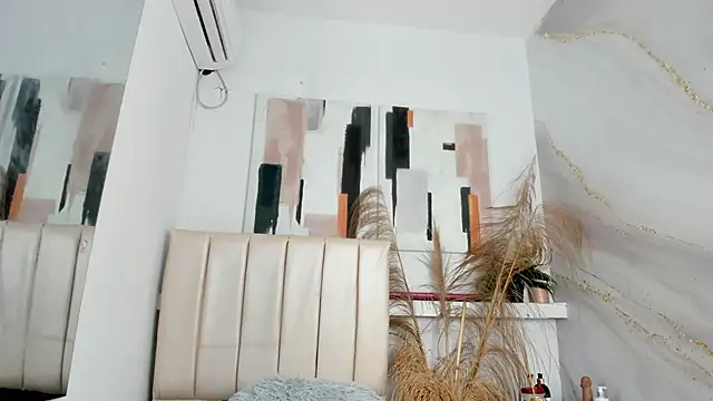 Snapshot of kristyl_paez chatting on February 2026 05:53:01 PM kristyl paez online show from February 2026 05:53:01 PM