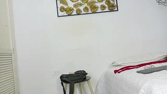 kristyl paez online show from December 2025 07:13:01 PM