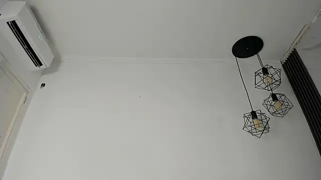 kristyl paez online show from May 2026 07:00:02 PM