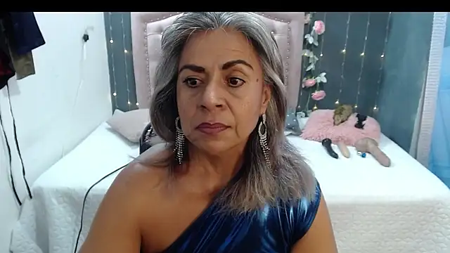 Snapshot of lalisha_96 chatting on February 2025 07:43:02 PM lalisha 96 online show from February 2025 07:43:02 PM