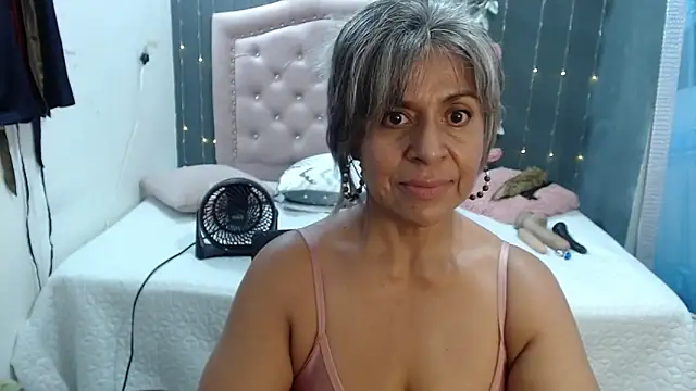Snapshot of lalisha_96 chatting on February 2025 02:20:02 AM lalisha 96 online show from February 2025 02:20:02 AM