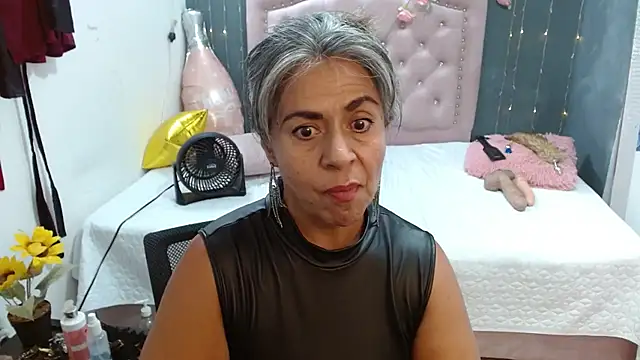 lalisha 96 online show from January 2026 12:17:01 AM