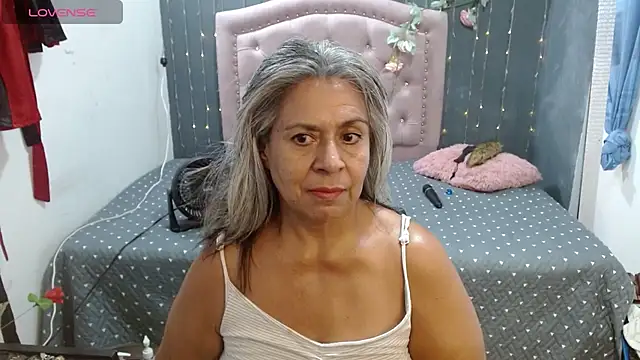 Snapshot of lalisha_96 chatting on June 2026 11:48:02 PM lalisha 96 online show from June 2026 11:48:02 PM
