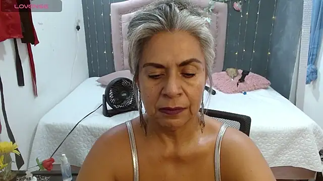Snapshot of lalisha_96 chatting on June 2026 11:20:02 PM lalisha 96 online show from June 2026 11:20:02 PM