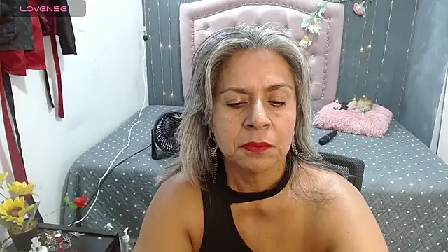 Snapshot of lalisha_96 chatting on July 2026 01:17:01 AM lalisha 96 online show from July 2026 01:17:01 AM
