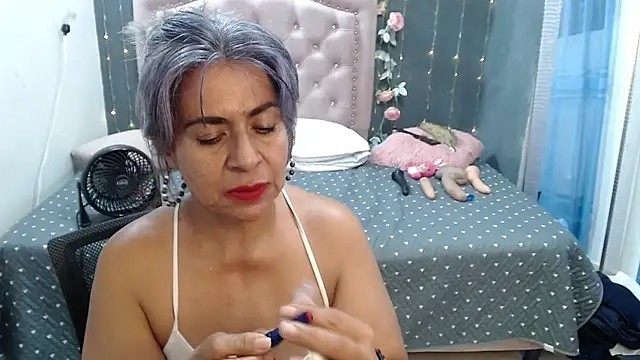 Snapshot of lalisha_96 chatting on March 2025 04:05:02 AM lalisha 96 online show from March 2025 04:05:02 AM