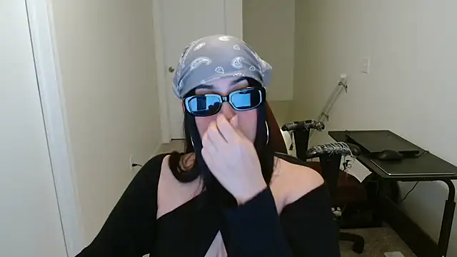 Sassy Latina online show from October 2025 03:37:01 AM