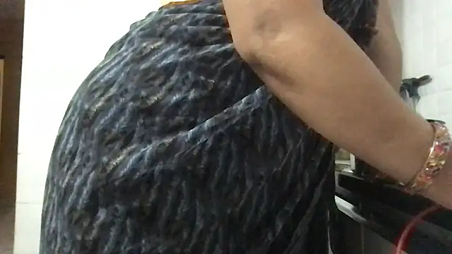 Snapshot of Riyasingh9 chatting on February 2025 12:12:01 PM Riyasingh9 online show from February 2025 12:12:01 PM