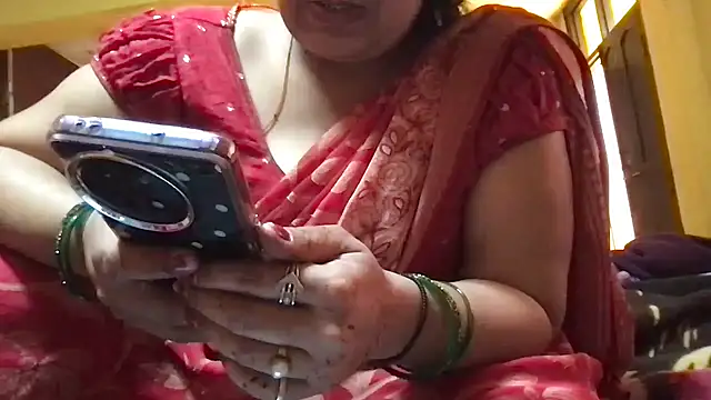 Riyasingh9 online show from April 2026 04:19:01 AM