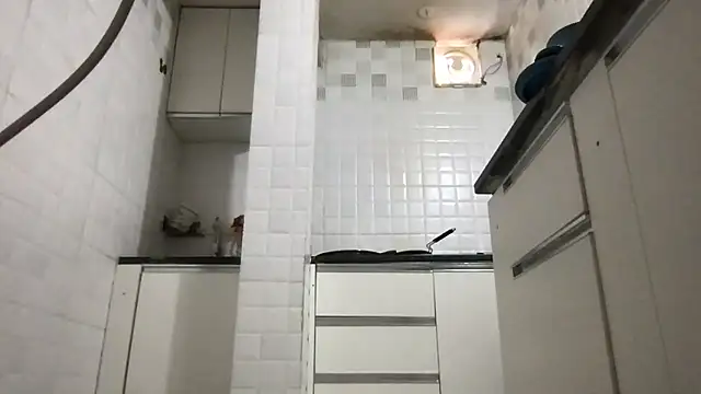 Riyasingh9 online show from December 2025 04:03:01 AM