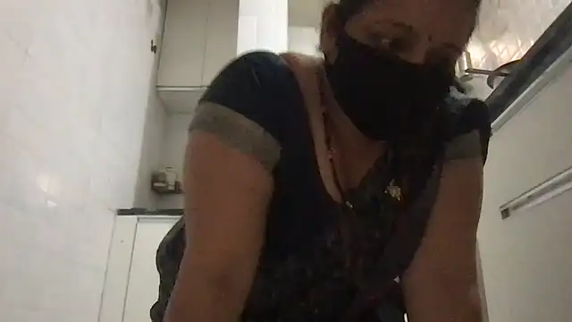 Riyasingh9 online show from February 2026 04:01:01 AM