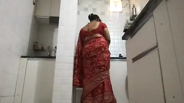 Riyasingh9 online show from April 2026 04:58:02 AM