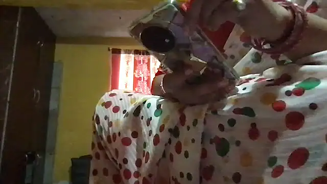 Snapshot of Riyasingh9 chatting on November 2025 03:45:01 AM Riyasingh9 online show from November 2025 03:45:01 AM