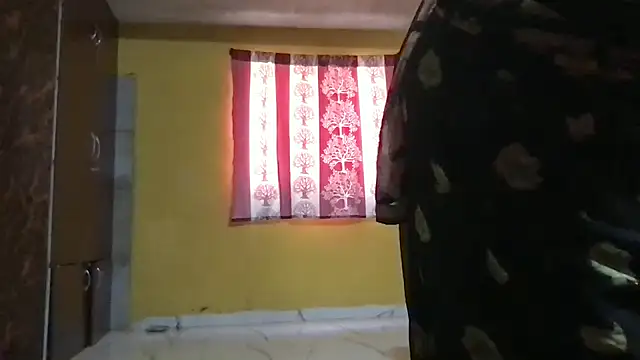 Riyasingh9 online show from April 2026 03:46:01 AM