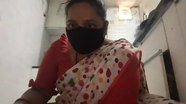 Riyasingh9 online show from February 2026 04:23:01 AM