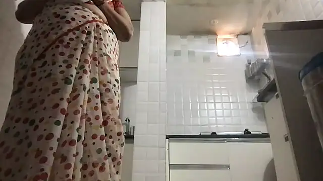 Riyasingh9 online show from February 2026 04:41:02 AM