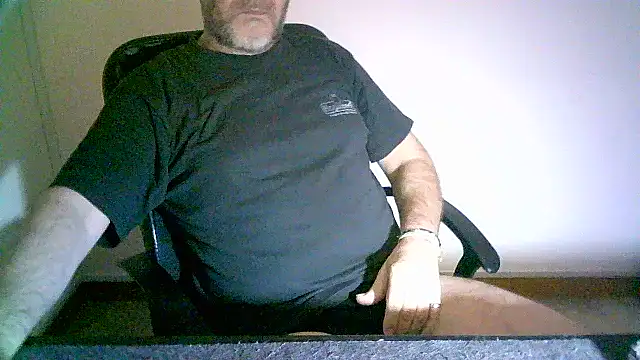 Snapshot of Greek_Passion chatting on October 2025 08:42:01 PM Greek Passion online show from October 2025 08:42:01 PM