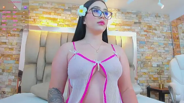 aria paul online show from April 2026 10:51:02 AM