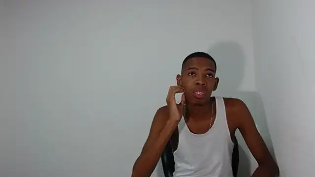 Snapshot of tonny_sexxxx chatting on March 2025 09:37:01 PM tonny sexxxx online show from March 2025 09:37:01 PM
