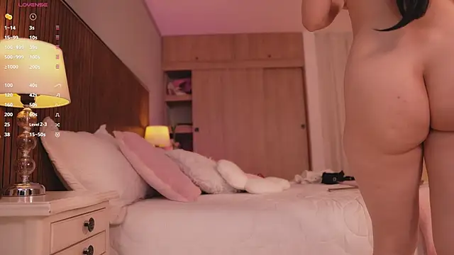 tatikiss  online show from January 2026 11:50:01 AM