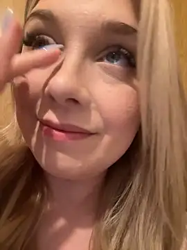 CherryAuroraa online show from March 2025 07:35:01 PM