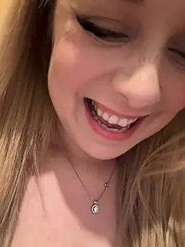 CherryAuroraa online show from February 2025 06:39:02 PM