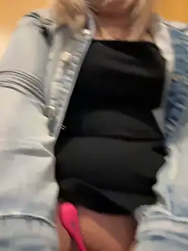 CherryAuroraa online show from January 2025 09:29:01 PM