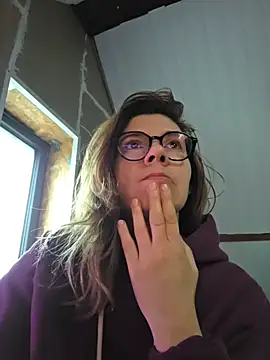 Snapshot of Lina_lou4 chatting on February 2026 03:44:02 PM Lina lou4 online show from February 2026 03:44:02 PM