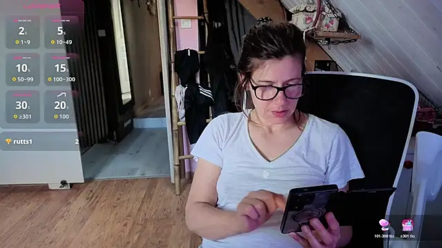 Lina lou4 online show from May 2026 05:42:01 PM